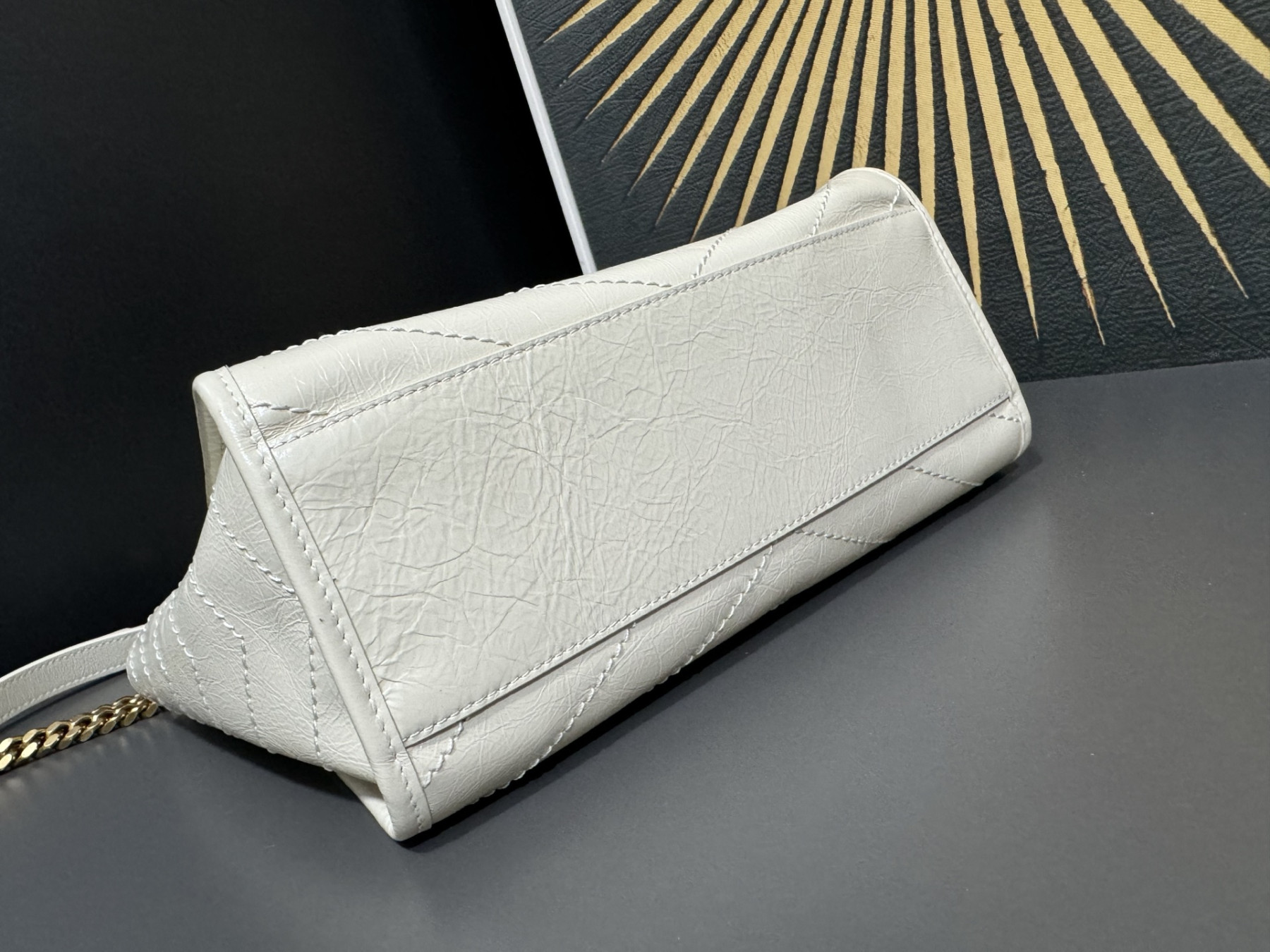 YSL NIKI Small Shopping in Vintage Leather 25x19x10cm - Image 7