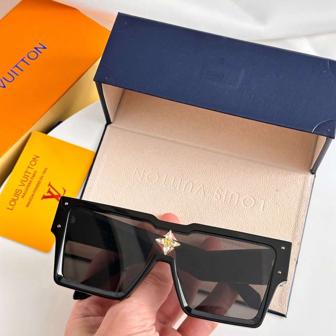 LV Glasses Z1551E - Image 4