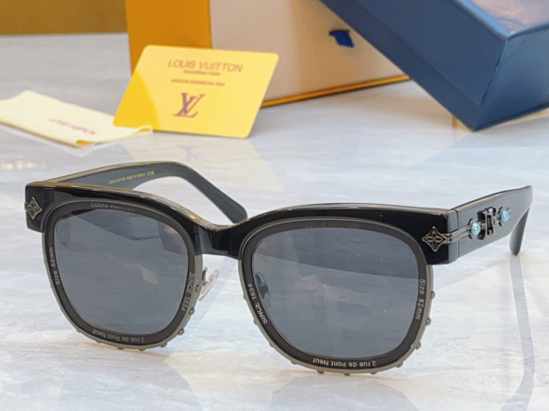 LV Glasses Z2022U 53-21-140 - Image 5