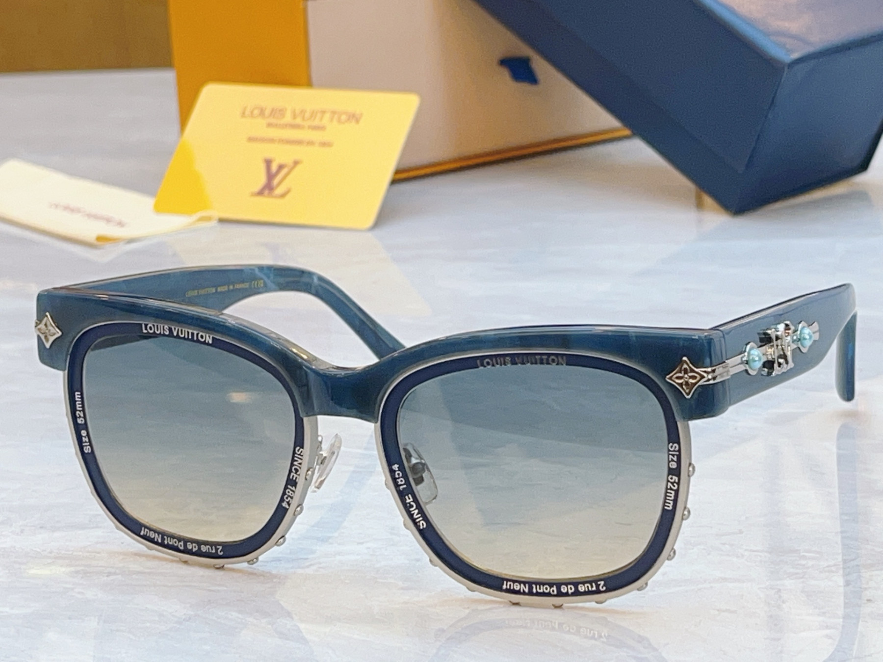 LV Glasses Z2022U 53-21-140 - Image 8