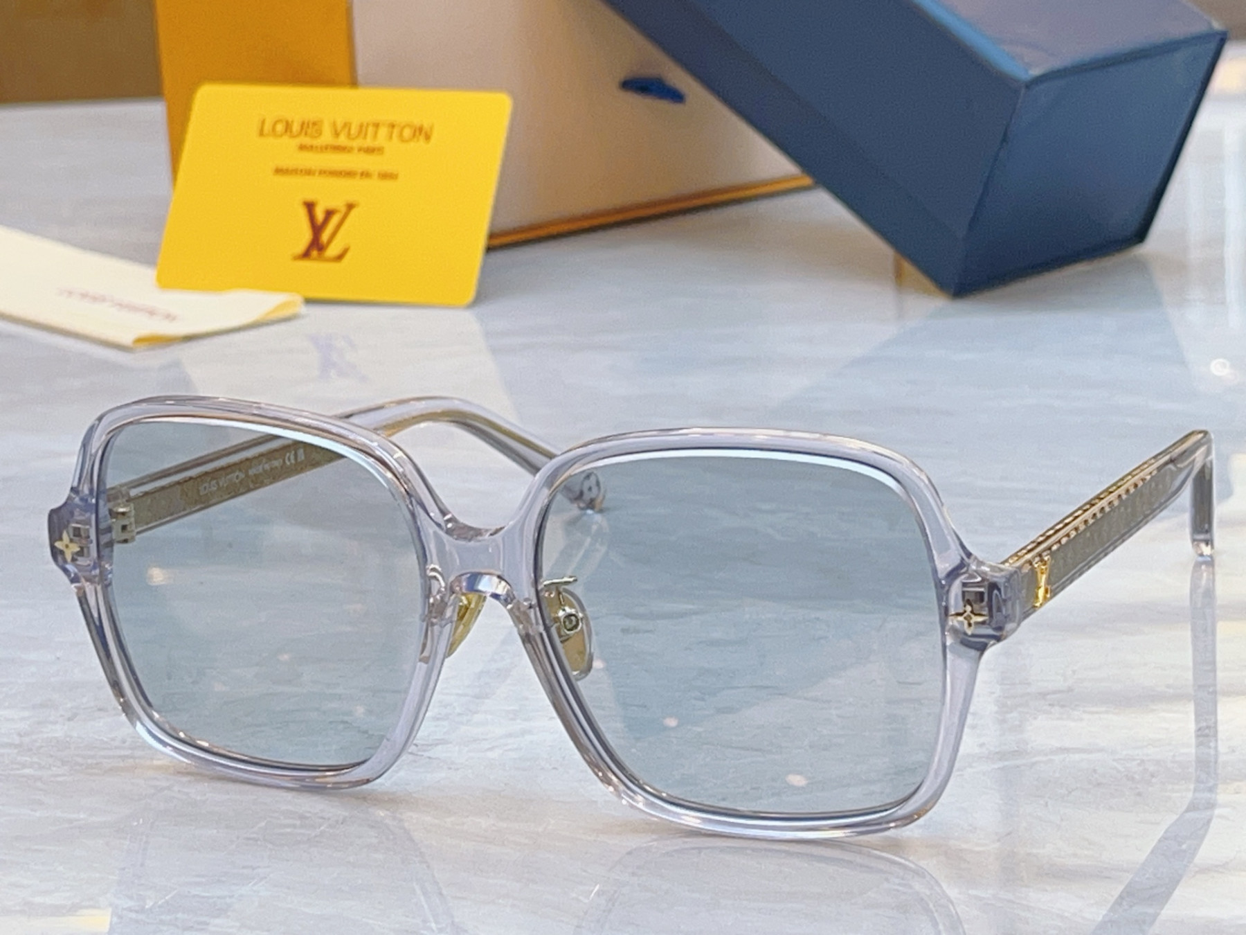 LV Glasses Z3044E 56-16-145 - Image 9