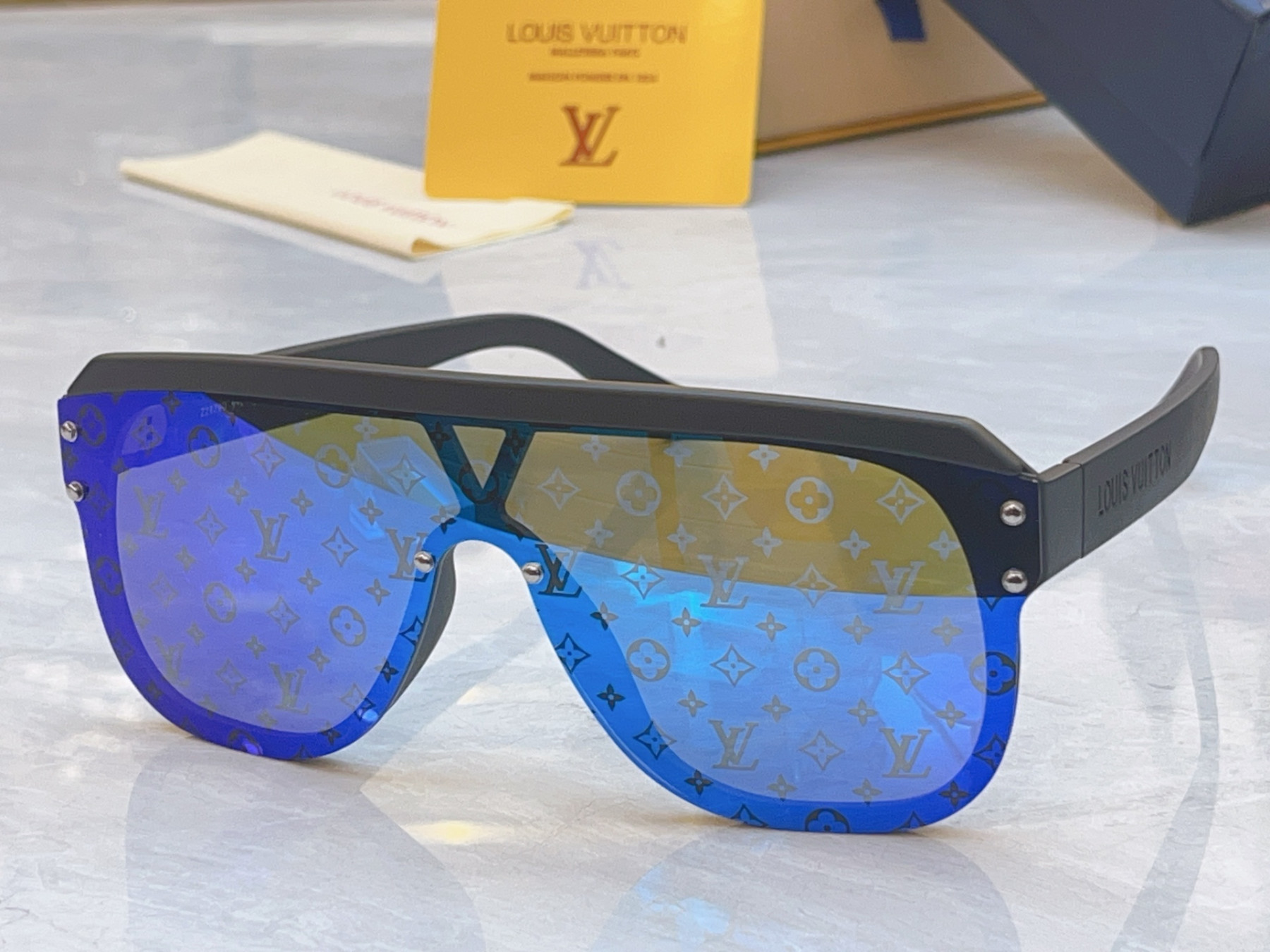 LV Glasses Z2878U 53-22-145 - Image 10