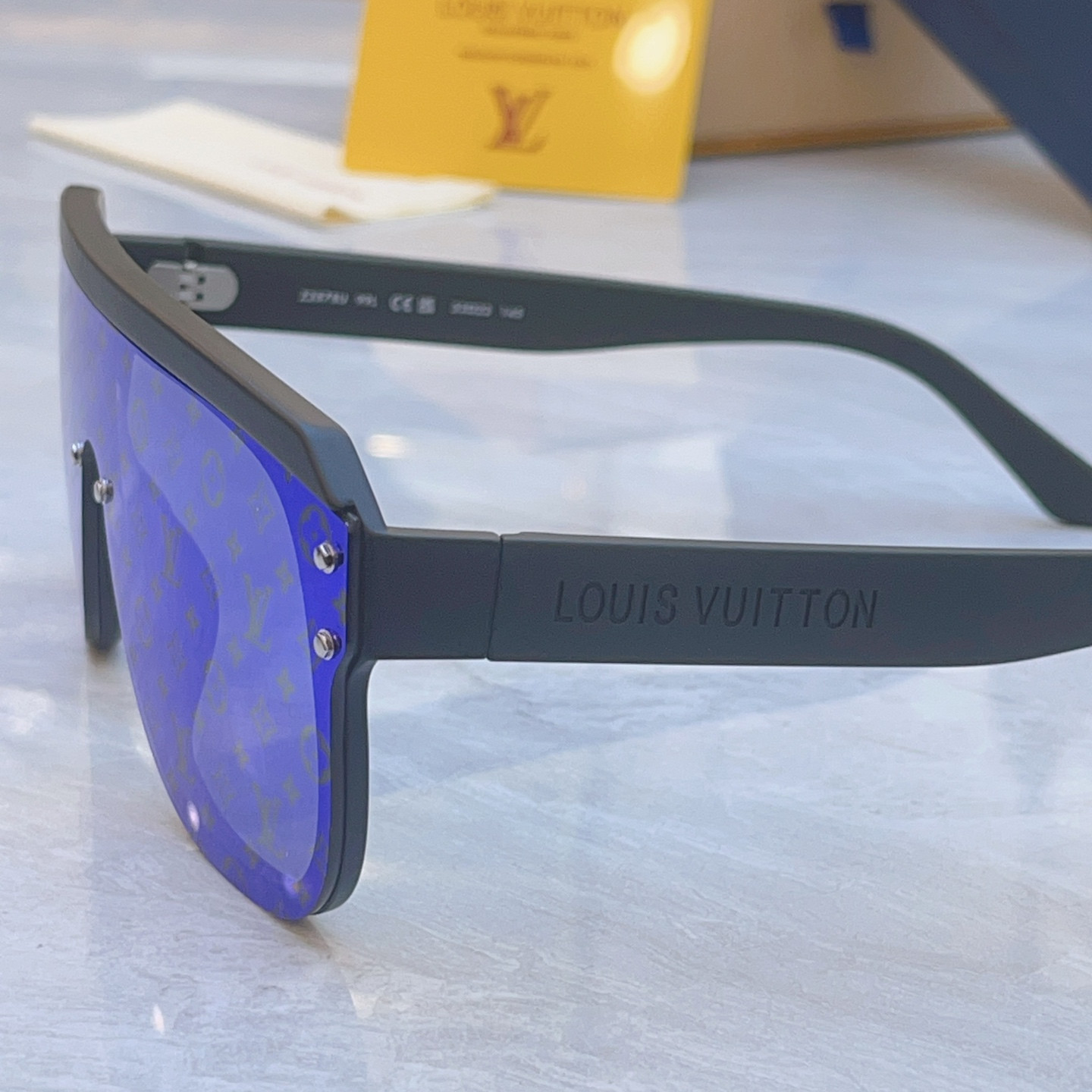 LV Glasses Z2878U 53-22-145 - Image 11