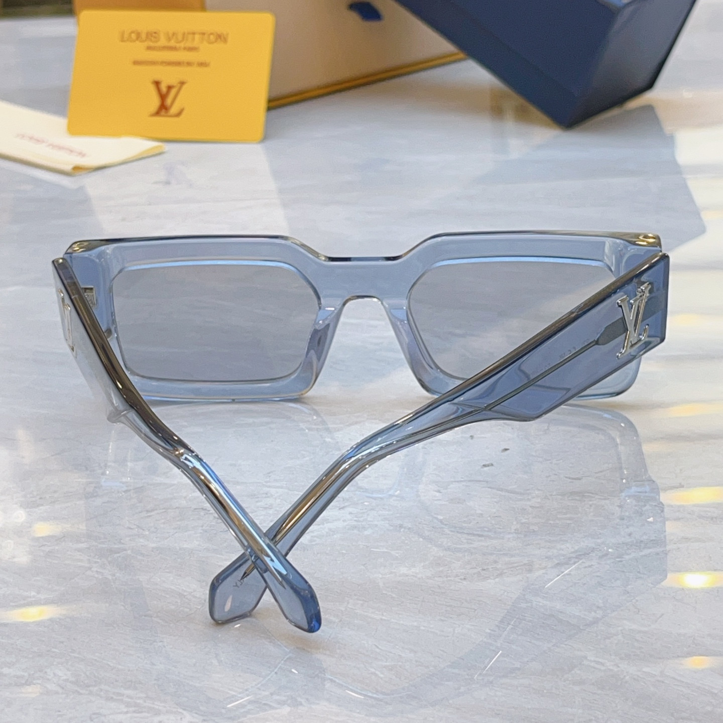 LV Glasses Z2864W 53-22-150 - Image 11