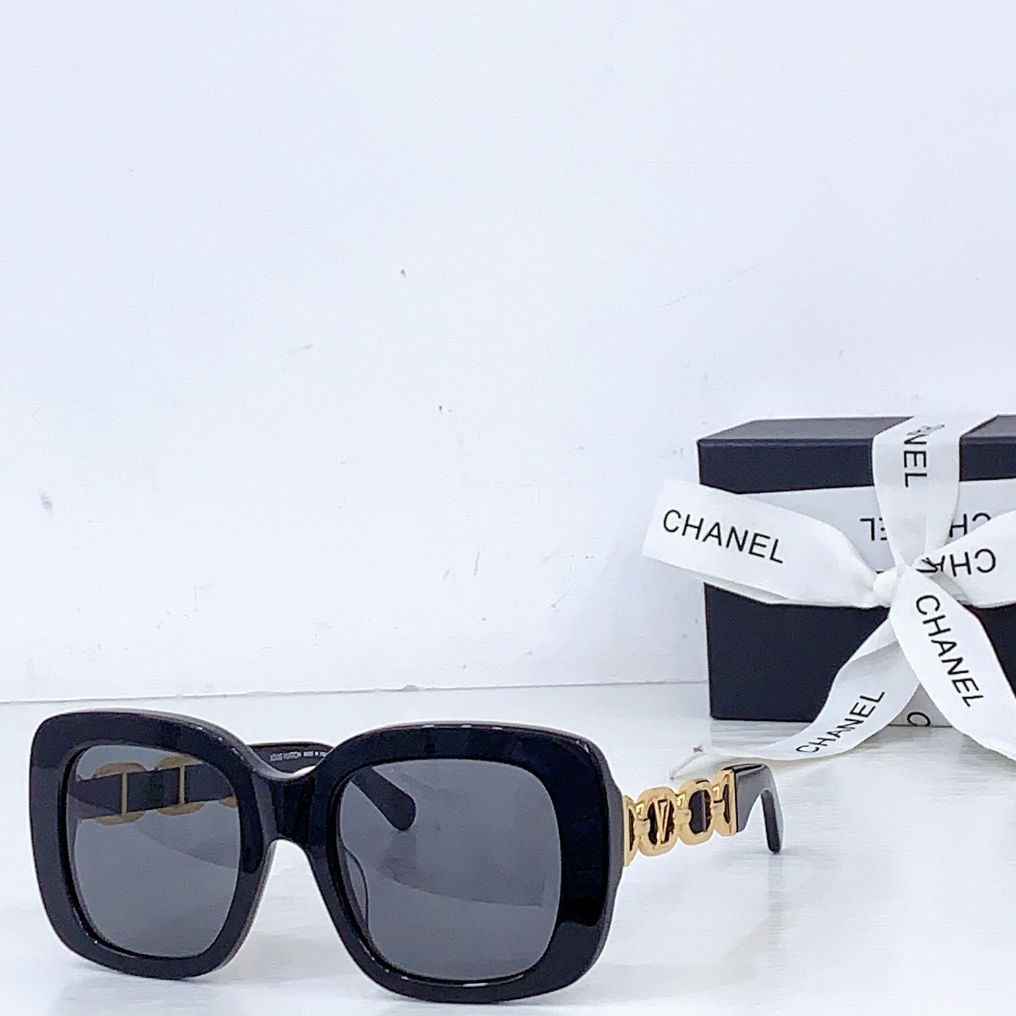 LV Glasses Z2861U 51-22-140 - Image 4