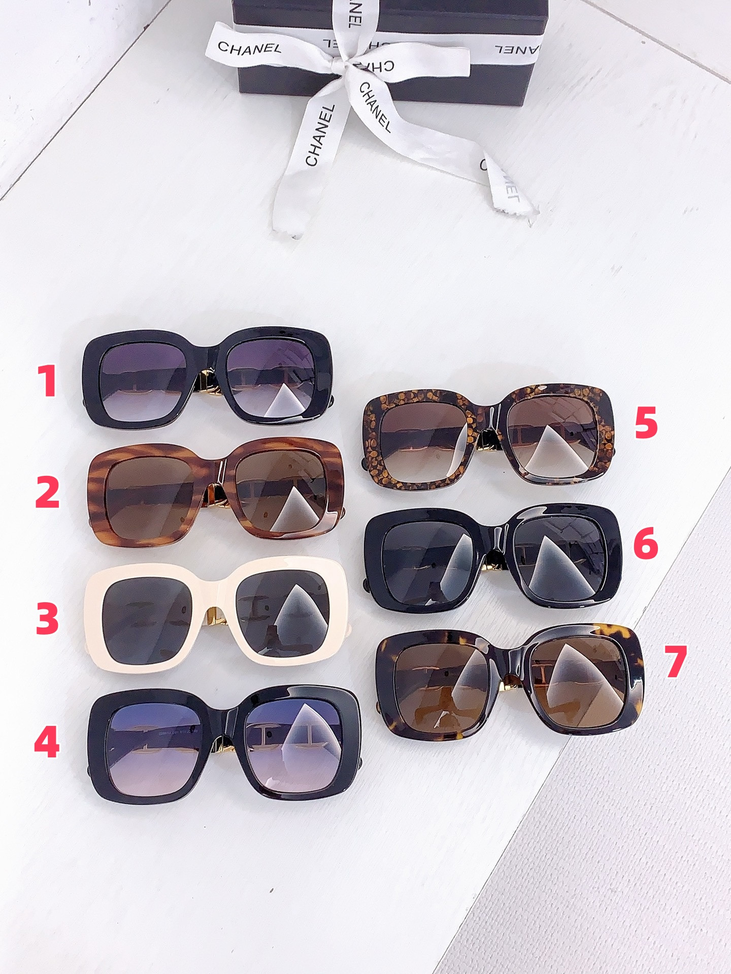 LV Glasses Z2861U 51-22-140 - Image 2