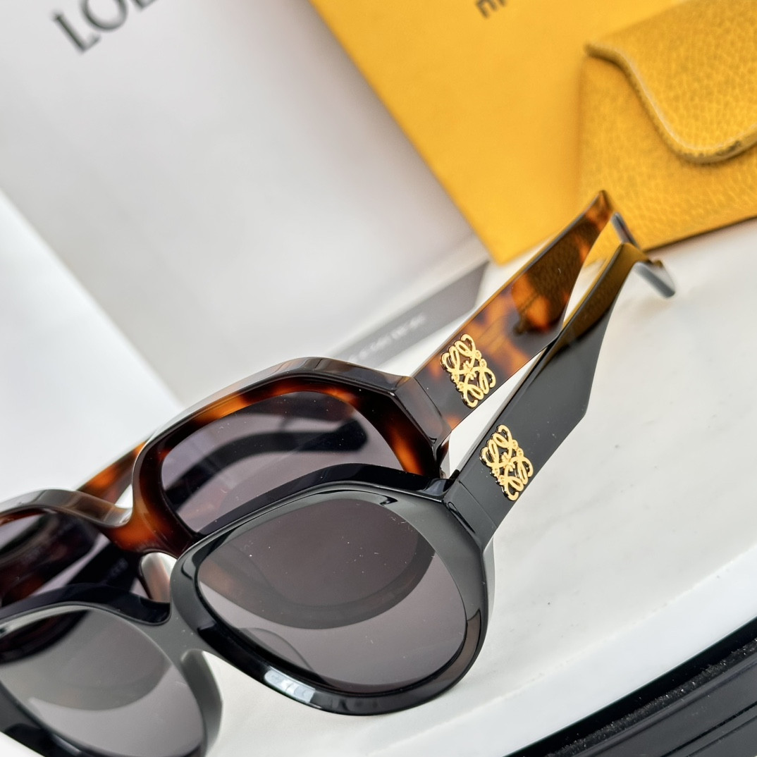 Loewe Glasses LW50104I 54-16-145 - Image 13