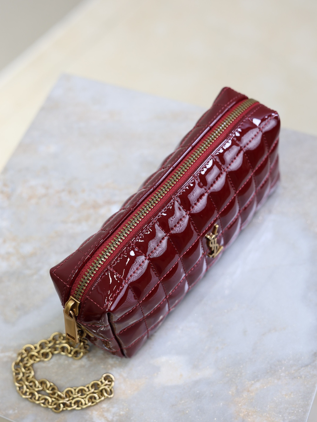 YSL CASSANDRE MATELASS CARR pouch on chain in shiny 18.5x8.5x4cm - Image 7