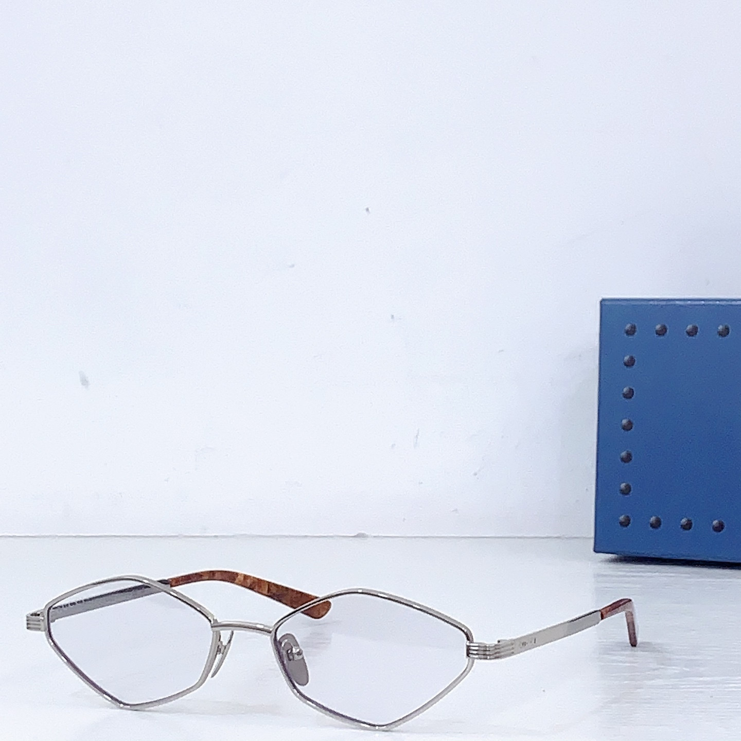 Gucci Glasses GG 2076SA 56-16-145 - Image 9