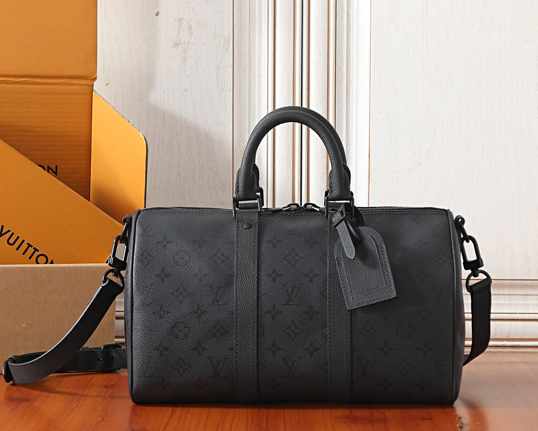 LV Keepall Bandoulière 35 M28370 34x21x16cm - Image 2