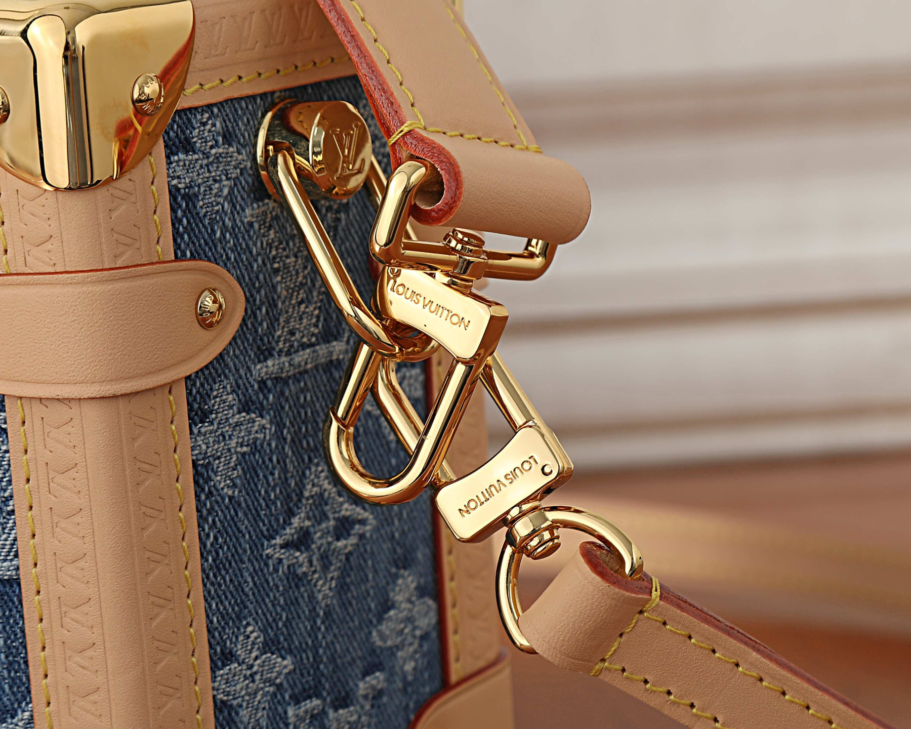 LV Side Trunk MM M27450(23.5*16*8.5cm) - Image 12