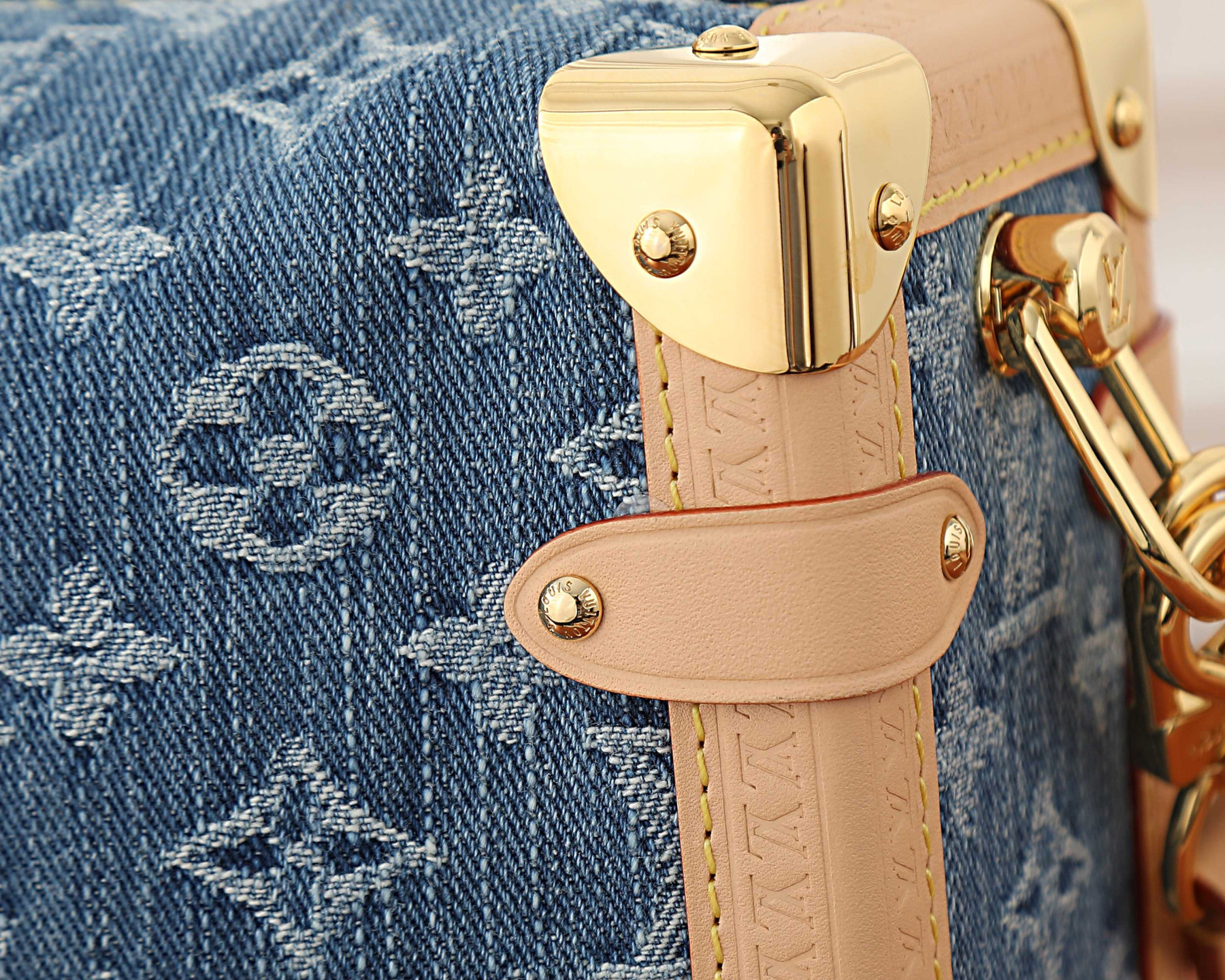 LV Side Trunk MM M27450(23.5*16*8.5cm) - Image 13