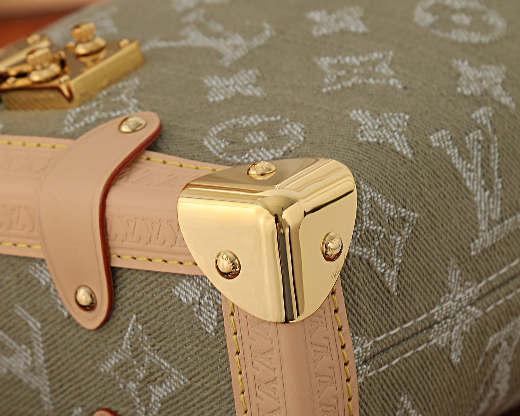 LV Side Trunk MM East West M27451 28x15x7cm - Image 16