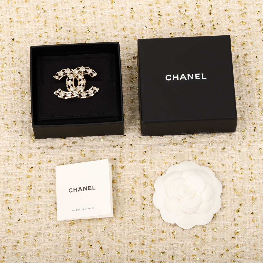 Chanel Crystal Openwork Double C Brooches
