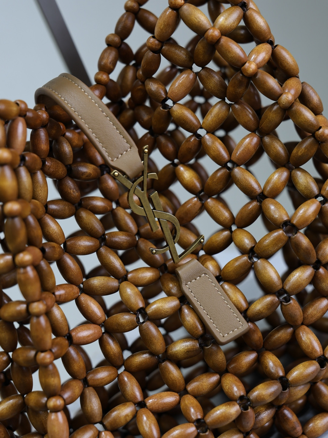 YSL LE 5 À 7 wood beads 23x22x8.5cm - Image 10