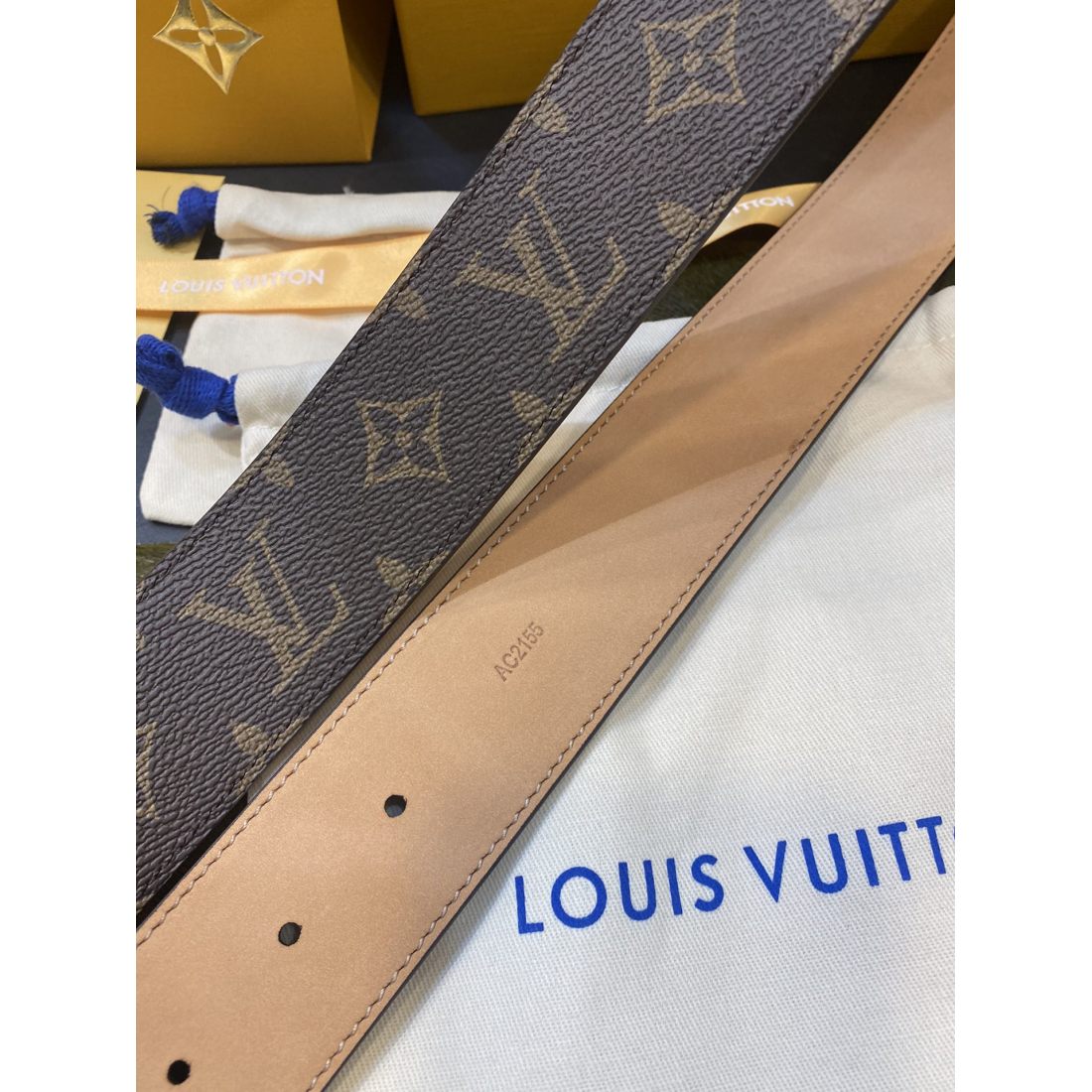LV Classic Sand Bottom Louis Men's Belt 40 MM - Ultra-Collection - Image 6
