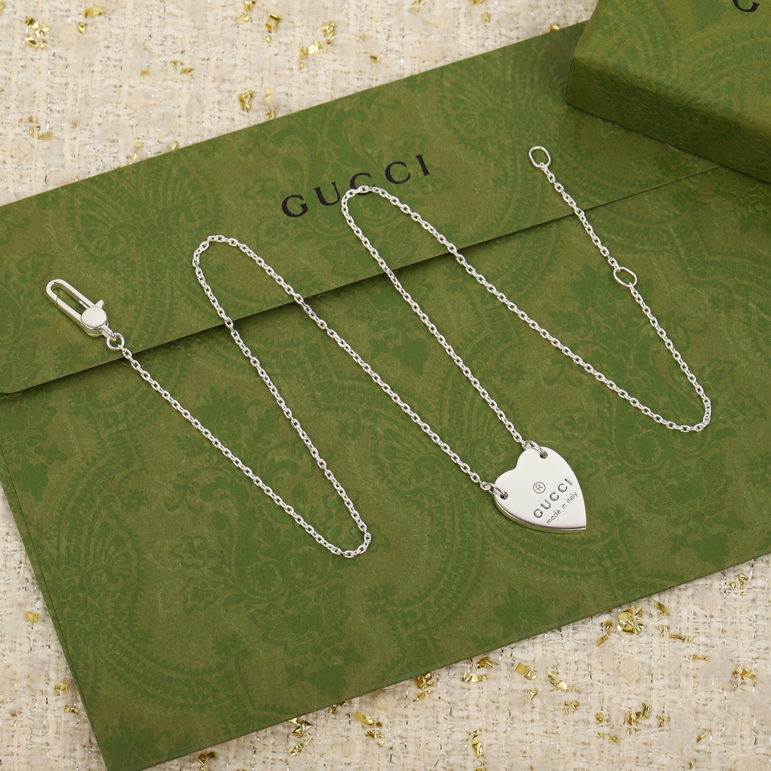 Gucci Logo Heart Pendant Necklace.925 Sterling Silver