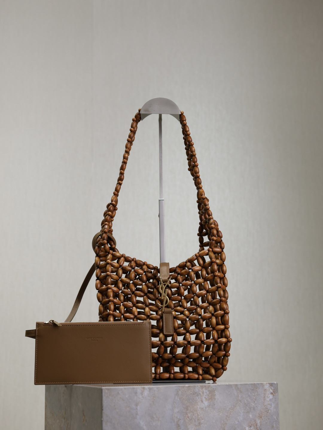 YSL LE 5 À 7 wood beads 23x22x8.5cm