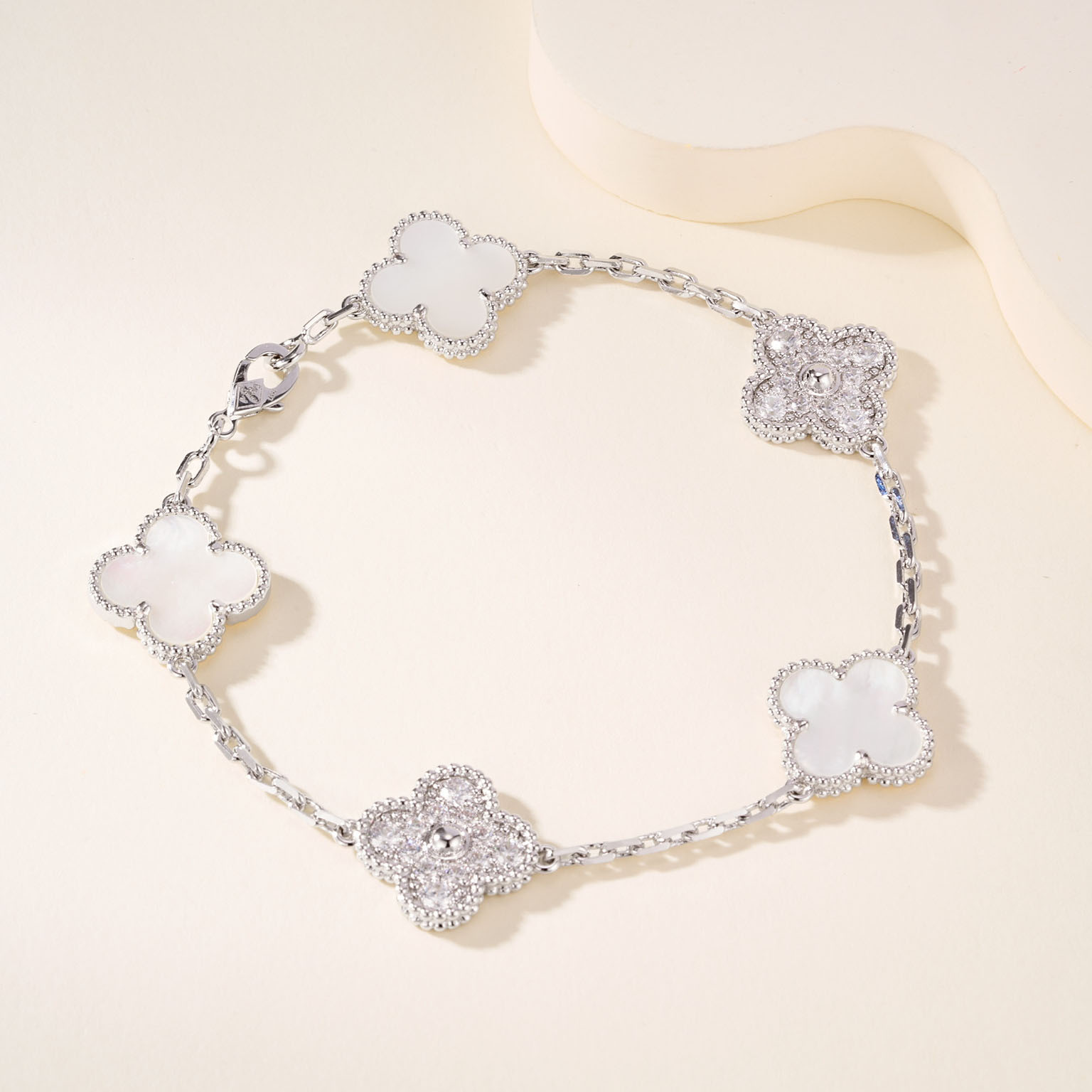 Van Cleef & Arpels White Mother-of-Pearl Diamond White Gold Bracelet. - SUPER-MIRROR
