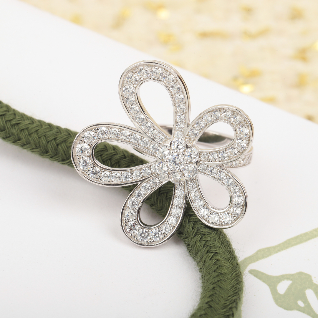 Van Cleef & Arpels Rings Jewelry - SUPER-MIRROR