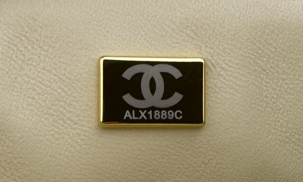 CHANEL MINI CLASSIC 11.12 HANDBAG 20 12 * 20 * 6 cm #6 - Image 10