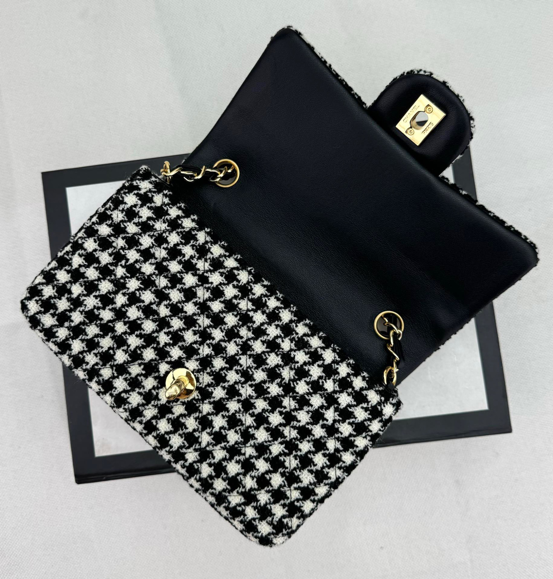 CHANEL MINI CLASSIC 11.12 HANDBAG 20 12 * 20 * 6 cm #3 - Image 7