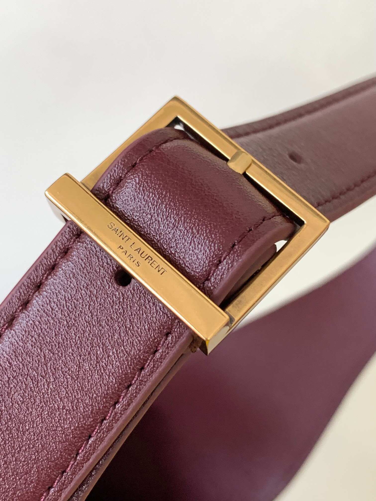 YSL LE 5 À 7 SUPPLE SMALL IN GRAINED LEATHER 23 x 22 x 8.5 cm #1 - Image 9