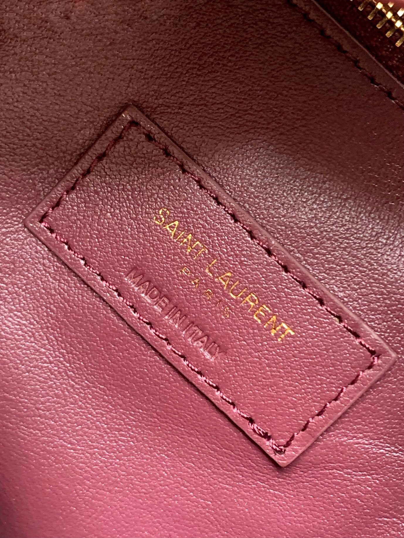 YSL LE 5 À 7 SUPPLE SMALL IN GRAINED LEATHER 23 x 22 x 8.5 cm #1 - Image 10