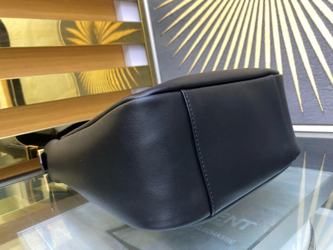 YSL LE 5 À 7 23x22x8cm #3 - Image 4