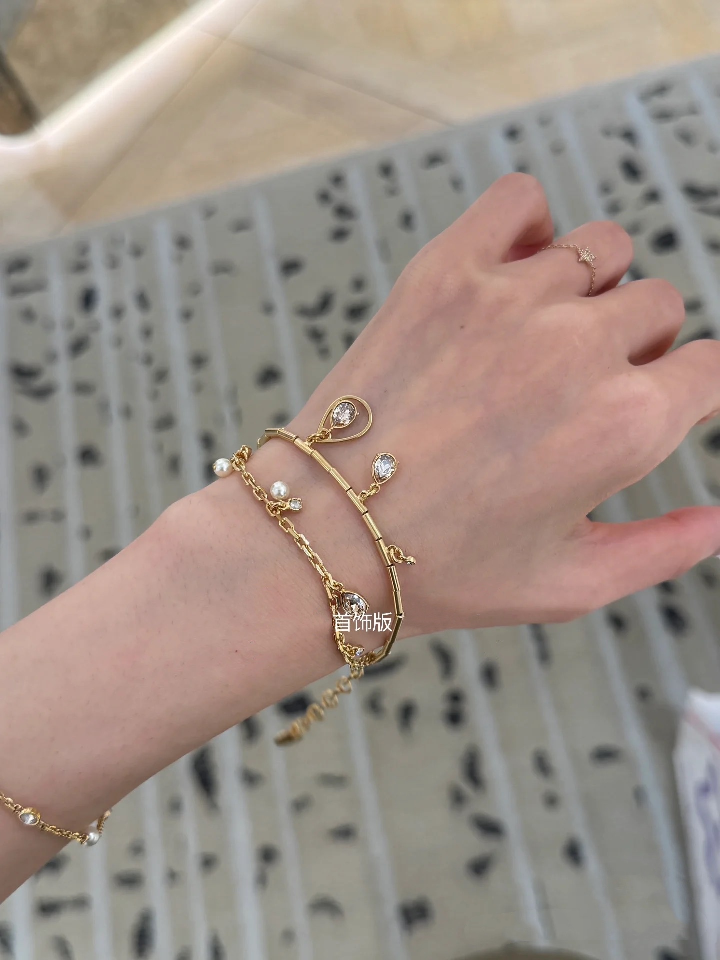 Dior Jewelry Bracelets Hollow water drop diamond pearl double layer - PONI - Image 6