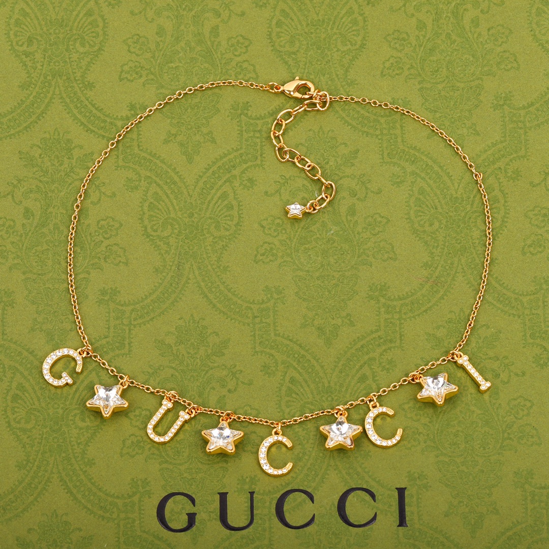 Gucci Five-Pointed Star Letter Diamond Necklace