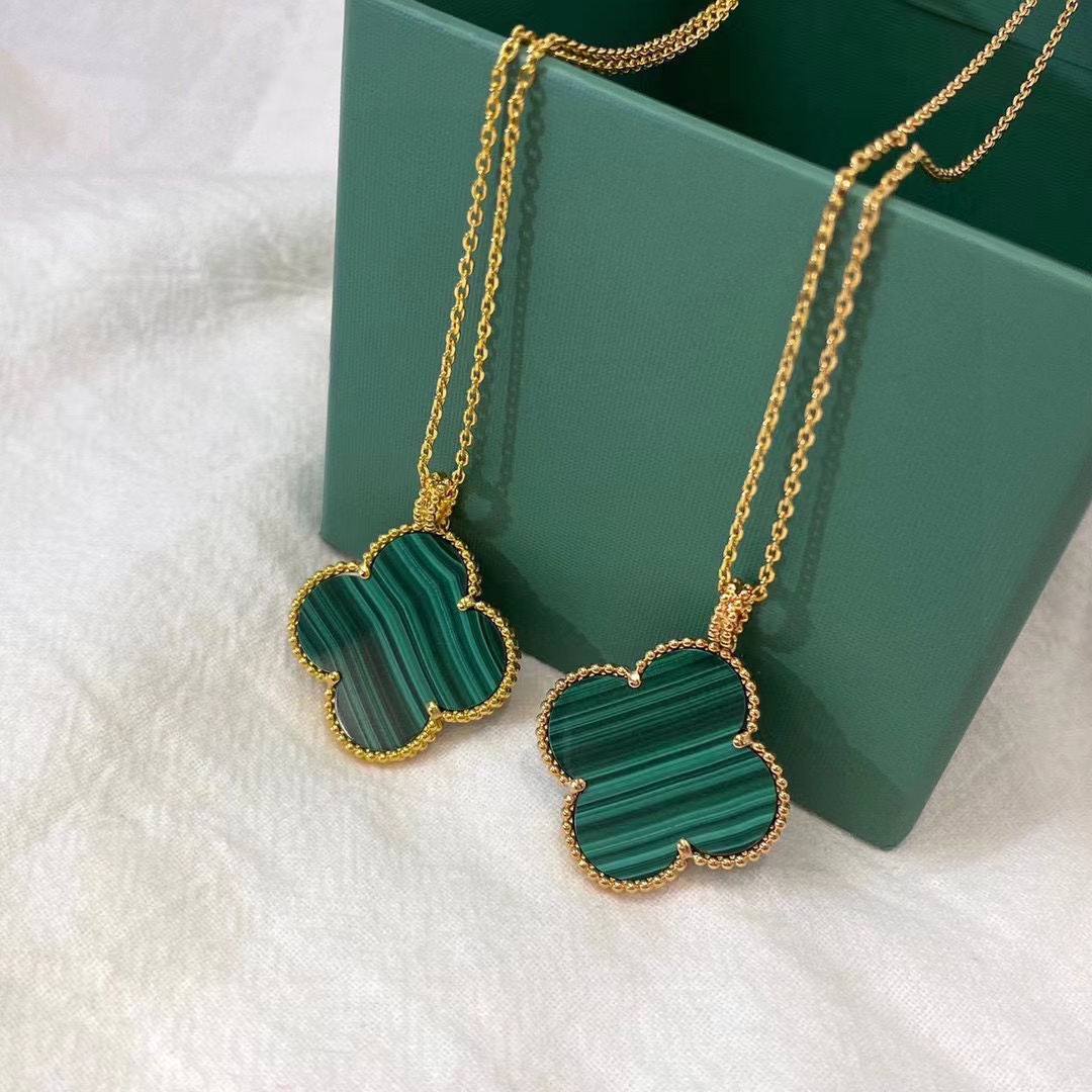 Van Cleef & Arpels Vintage Alhambra Necklace - SUPER-MIRROR