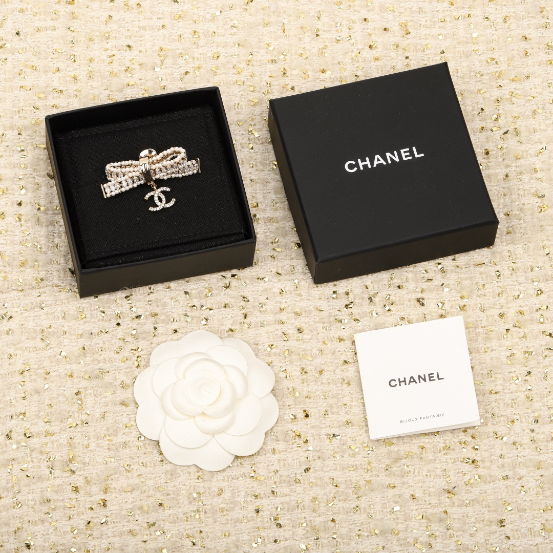 Chanel Pearl Bow Double C Brooches
