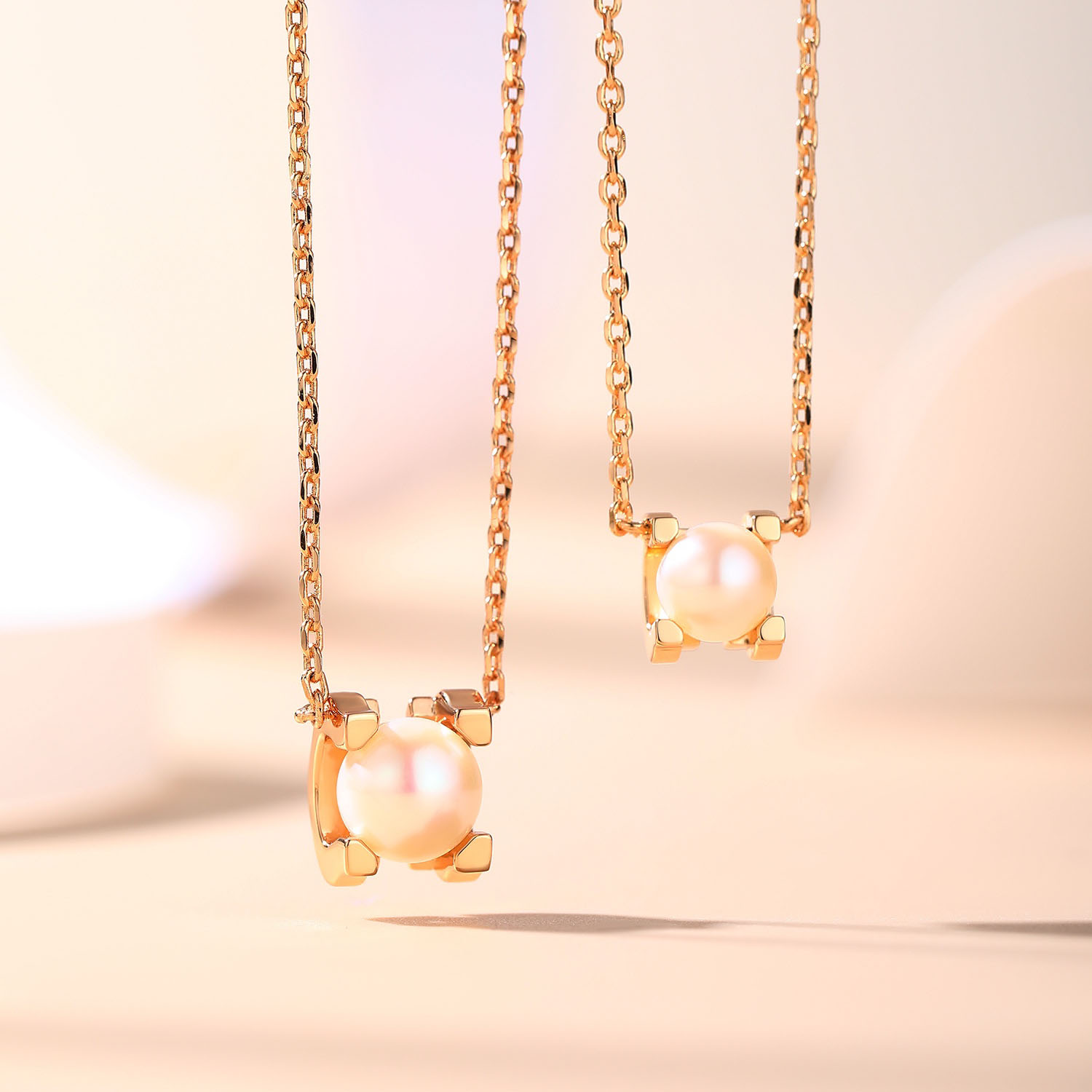 Cartier Bull Head Pearl Rose Gold Necklace. - SUPER-MIRROR