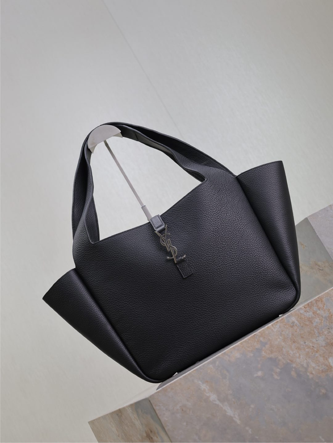YSL LE 5 À 7 BEA in grained leather 50*28*18cm #3 - Image 5