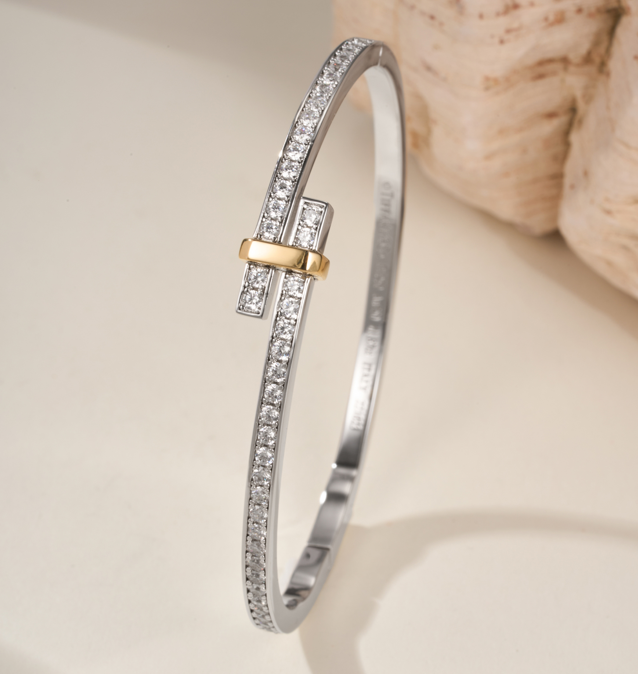 Tiffany T Edge Series Diamond-Set Bangle - SUPER-MIRROR