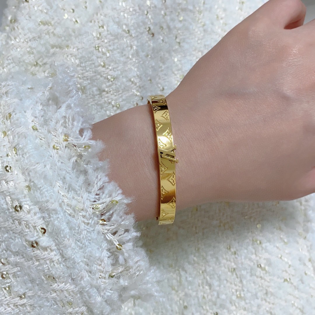 Louis Vuitton Jewelry Bangle LV letter Logo gold bracelet - PONI - Image 8