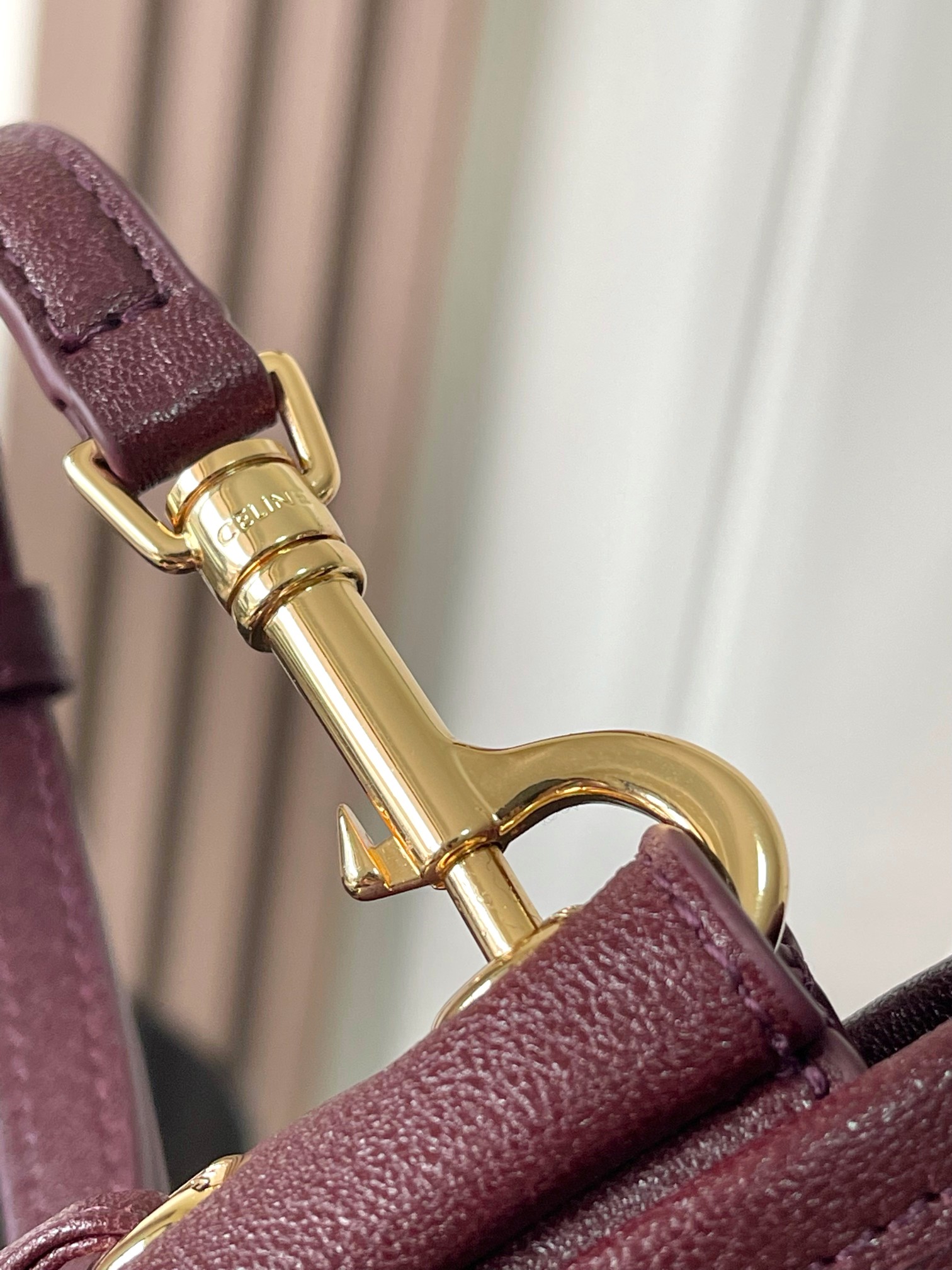 CELINE LITTLE HALFMOON SOFT TRIOMPHE IN SUPPLE SHINY LAMBSKIN L10373778.28PO (25*13*5cm) - Image 6