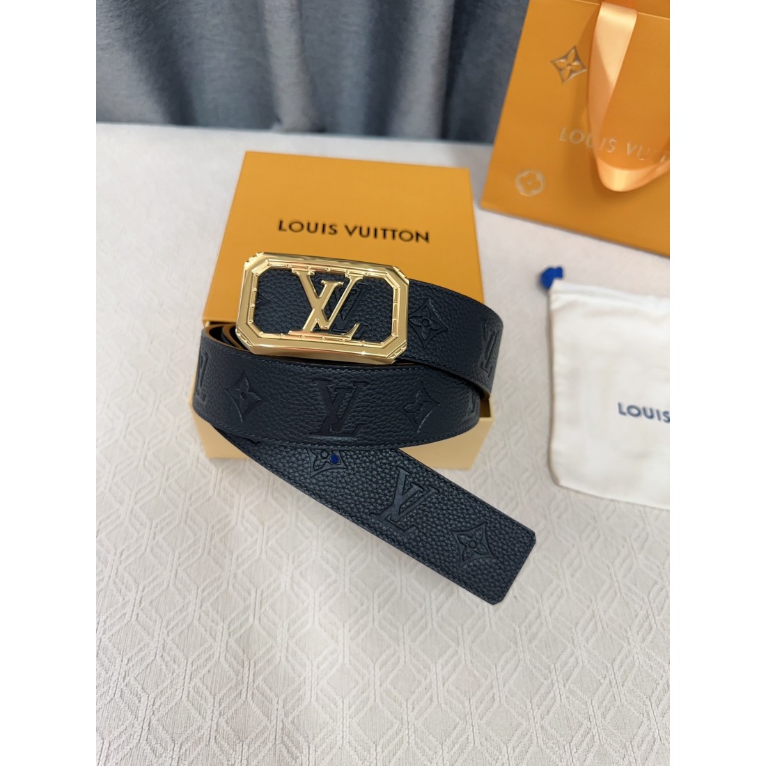 Lv Calfskin Pure Steel Logo Men's Belt 40MM - Ultra-Collection - Image 5