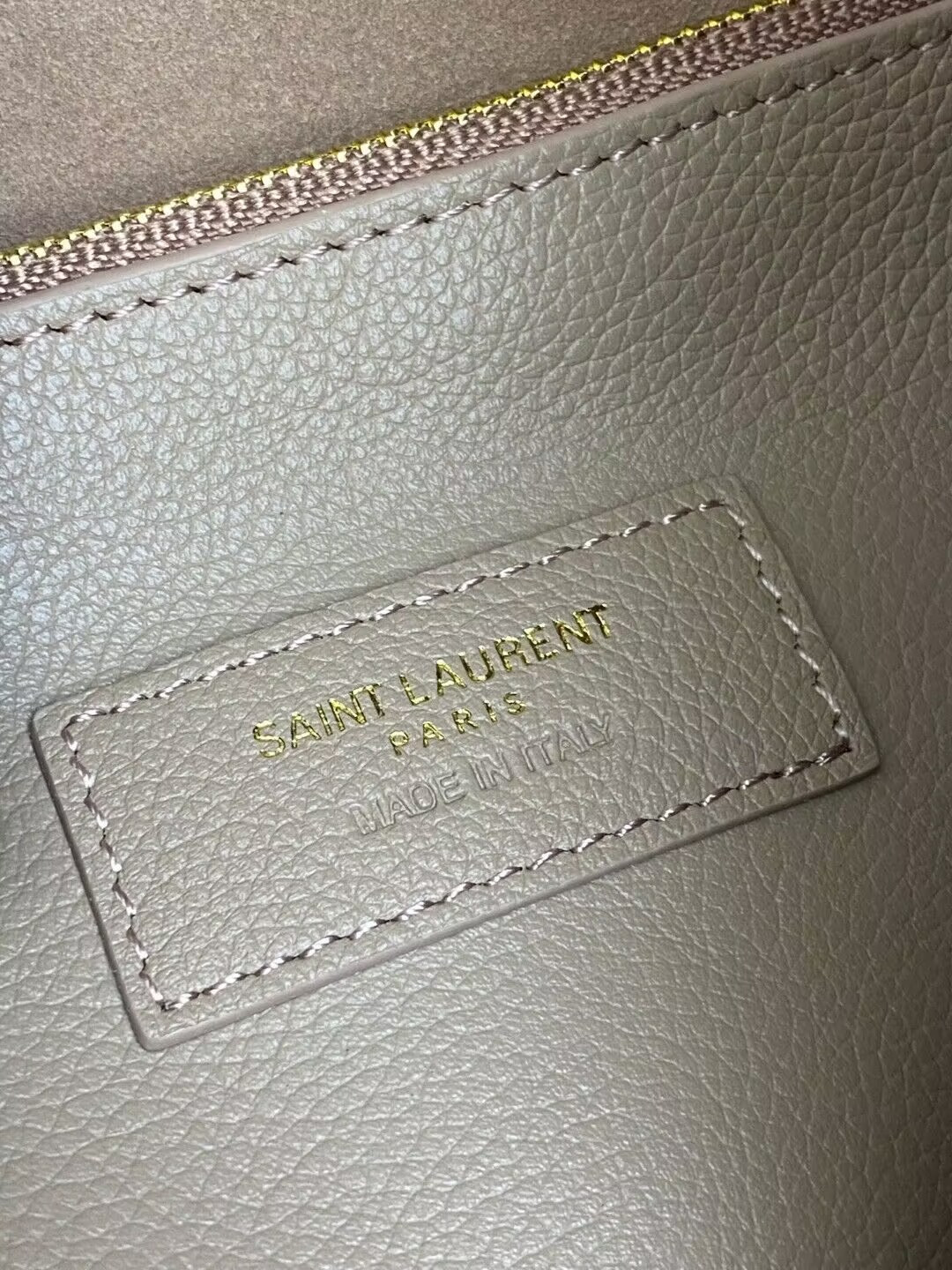 YSL LE 5 À 7 30 X 31 X 13 CM #2 - Image 9