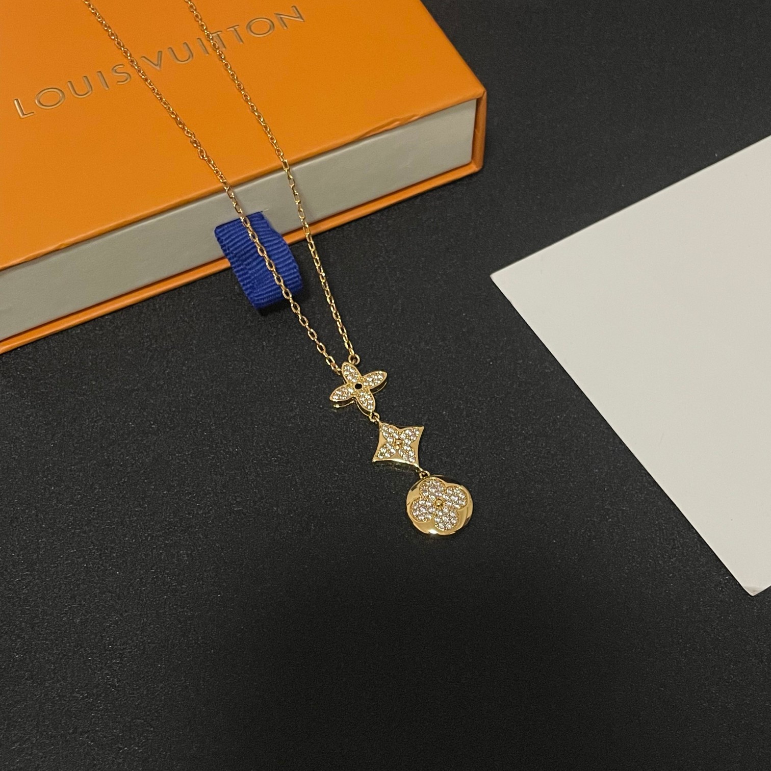 Louis Vuitton Jewelry Necklace Classic pattern design double flower design pendant - SUPER-MIRROR