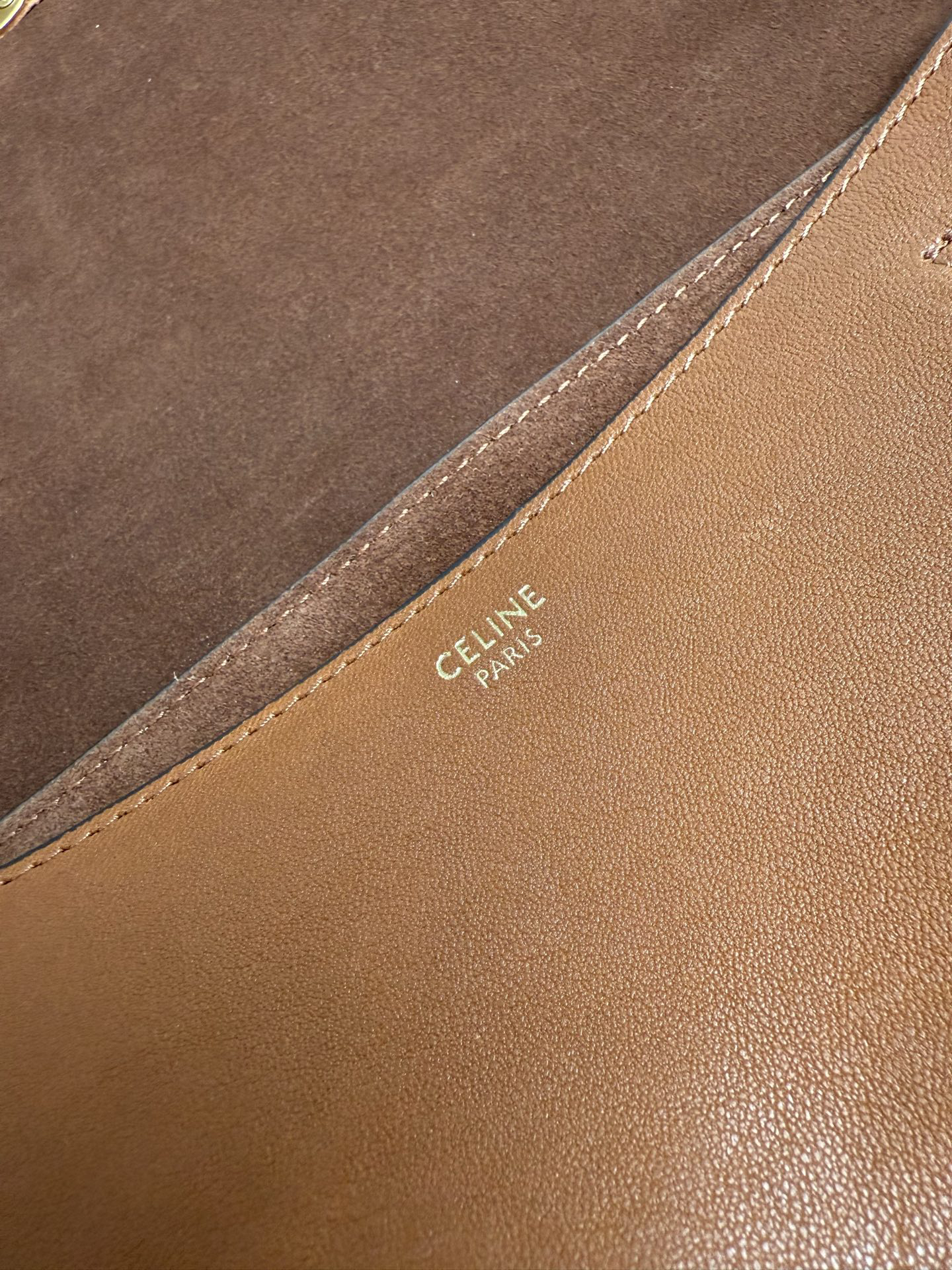 CELINE LITTLE HALFMOON SOFT TRIOMPHE IN SUPPLE SHINY LAMBSKIN L10373778.GFY5 (25*13*5cm) - Image 8
