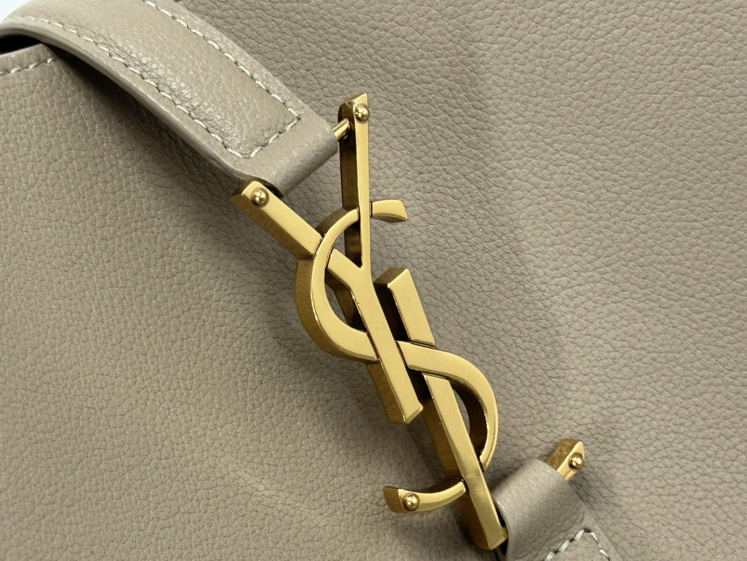 YSL LE 5 À 7 30 X 31 X 13 CM #3 - Image 10