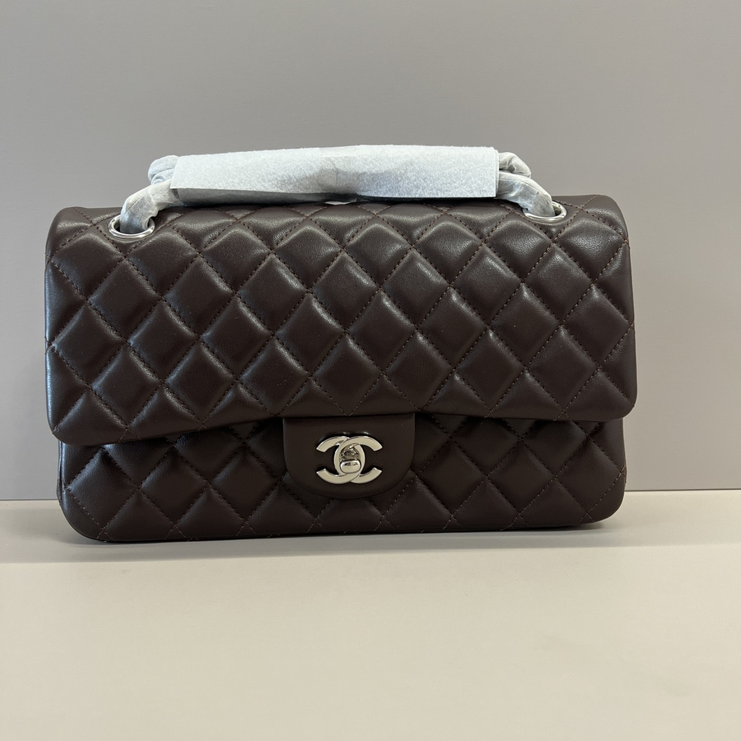 Chanel Classic Flap Bag 15x25.5x6cm #4
