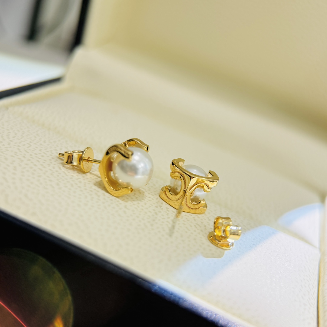 Cartier Earring 001 - PONI