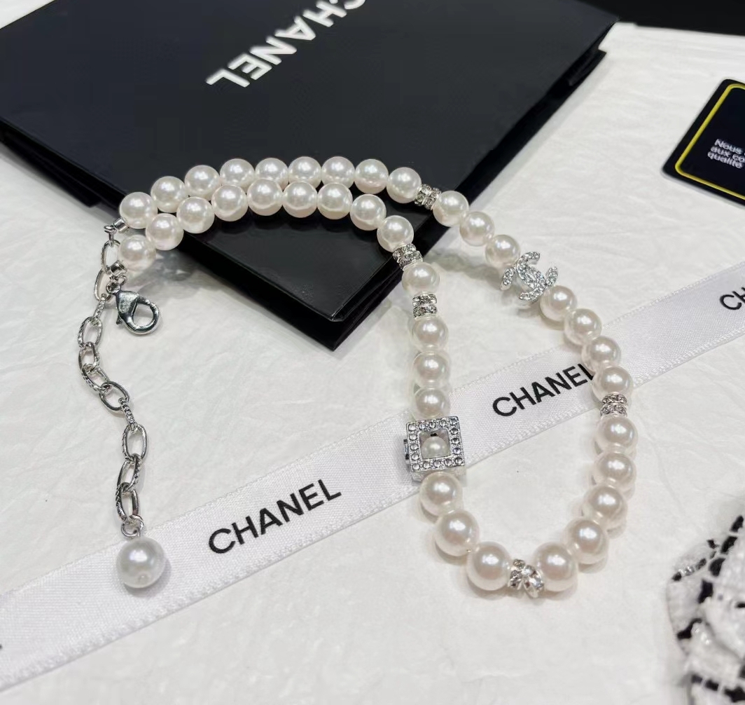 Chanel Necklace 030 - Image 4