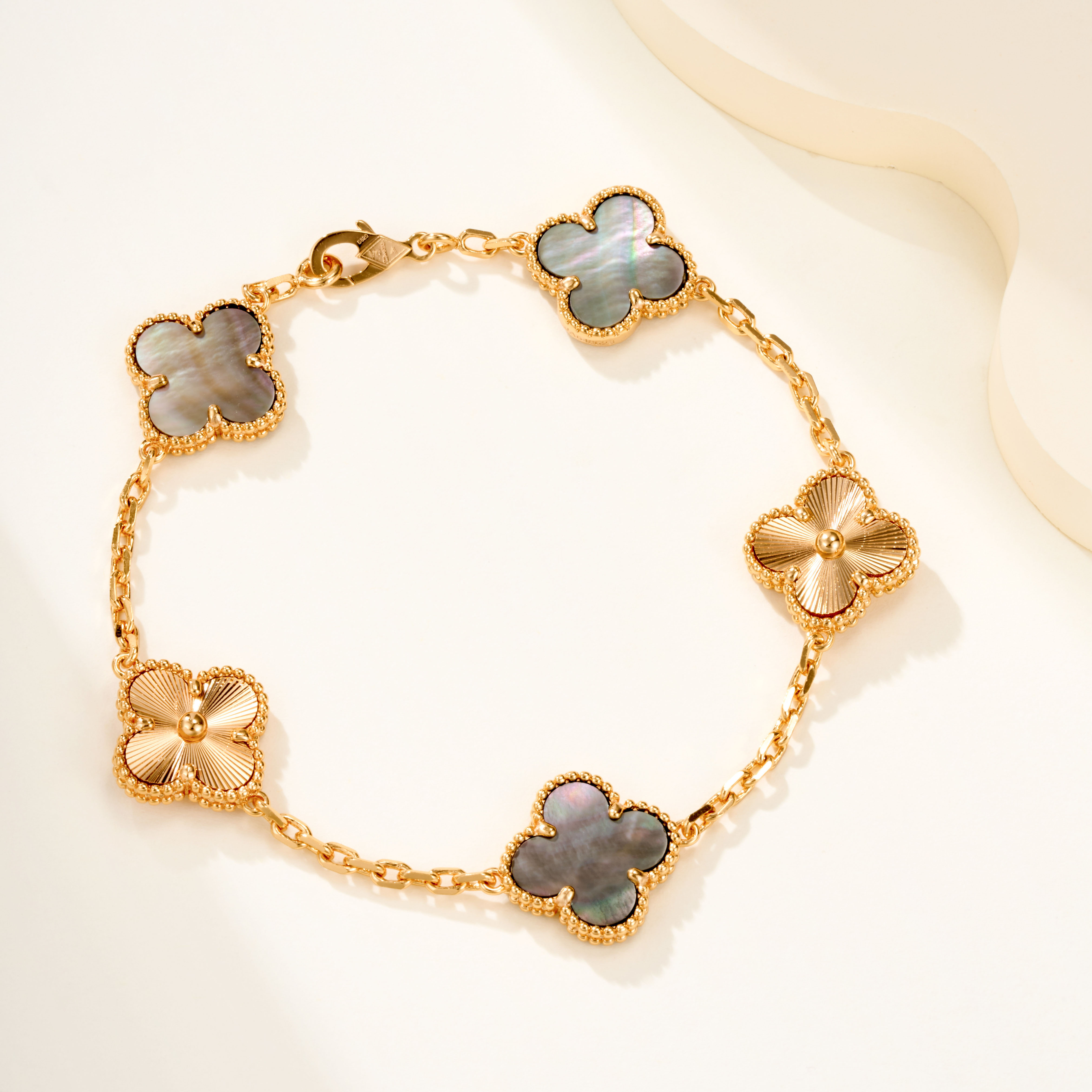 Van Cleef & Arpels Vintage Alhambra Gray Mother-of-Pearl Bracelet - SUPER-MIRROR