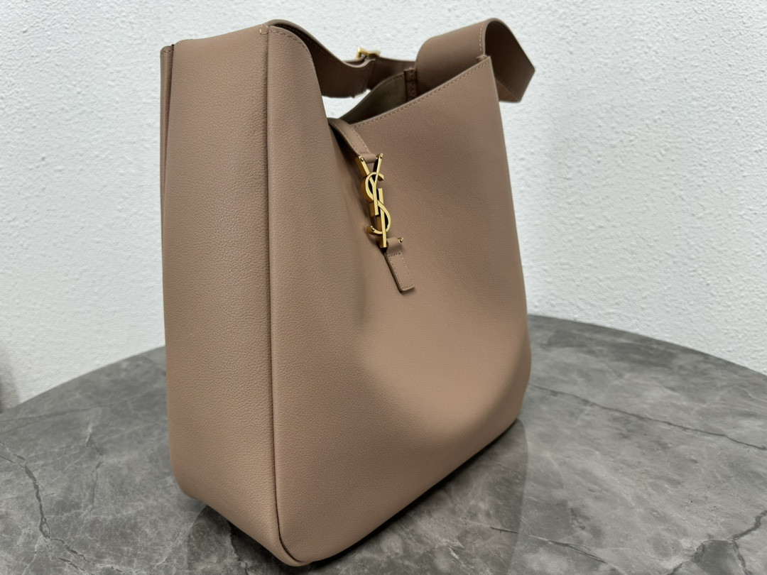YSL LE 5 À 7 30 X 31 X 13 CM #1 - Image 5