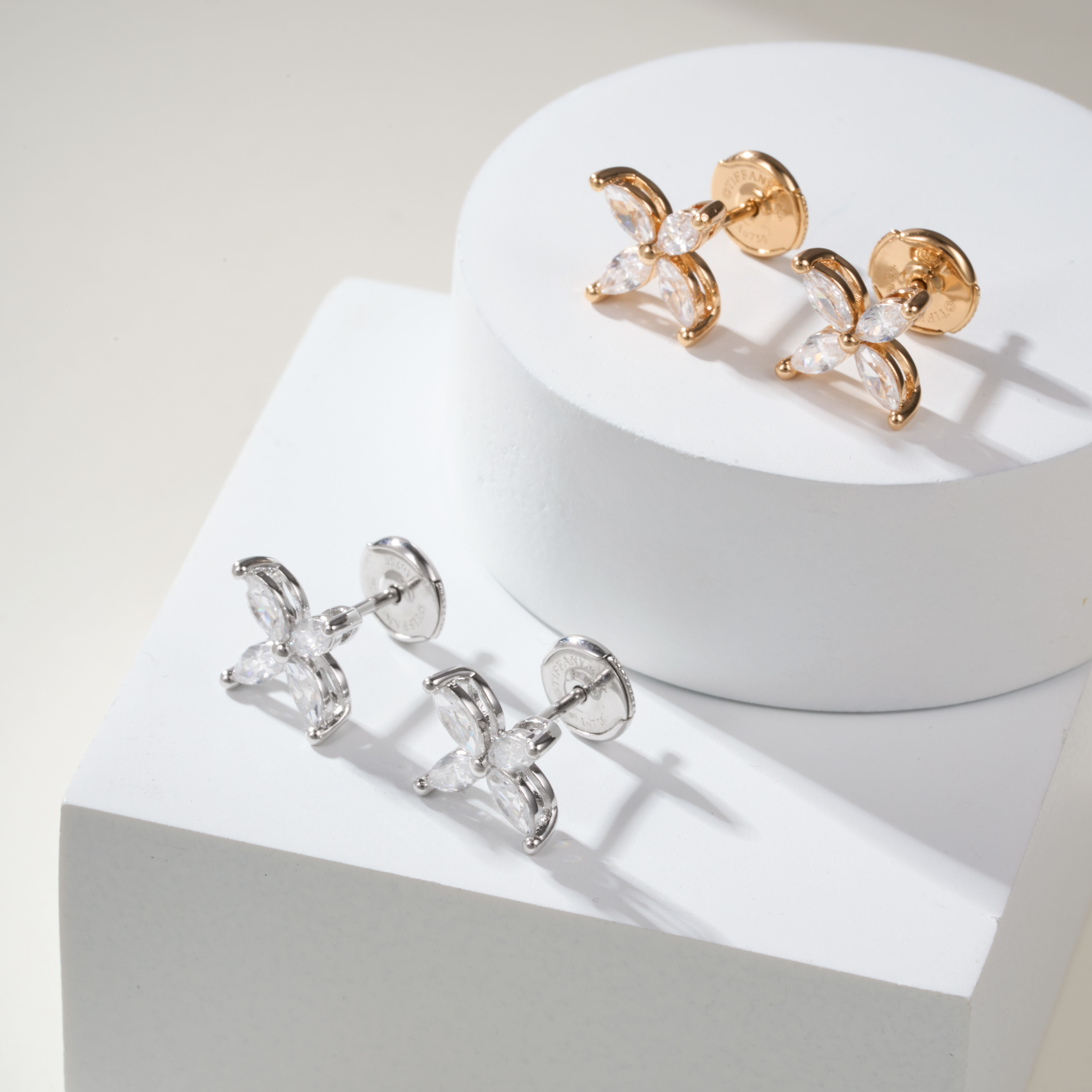 Tiffany Victoria&trade; Collection Sparkling Diamond Earrings. - SUPER-MIRROR