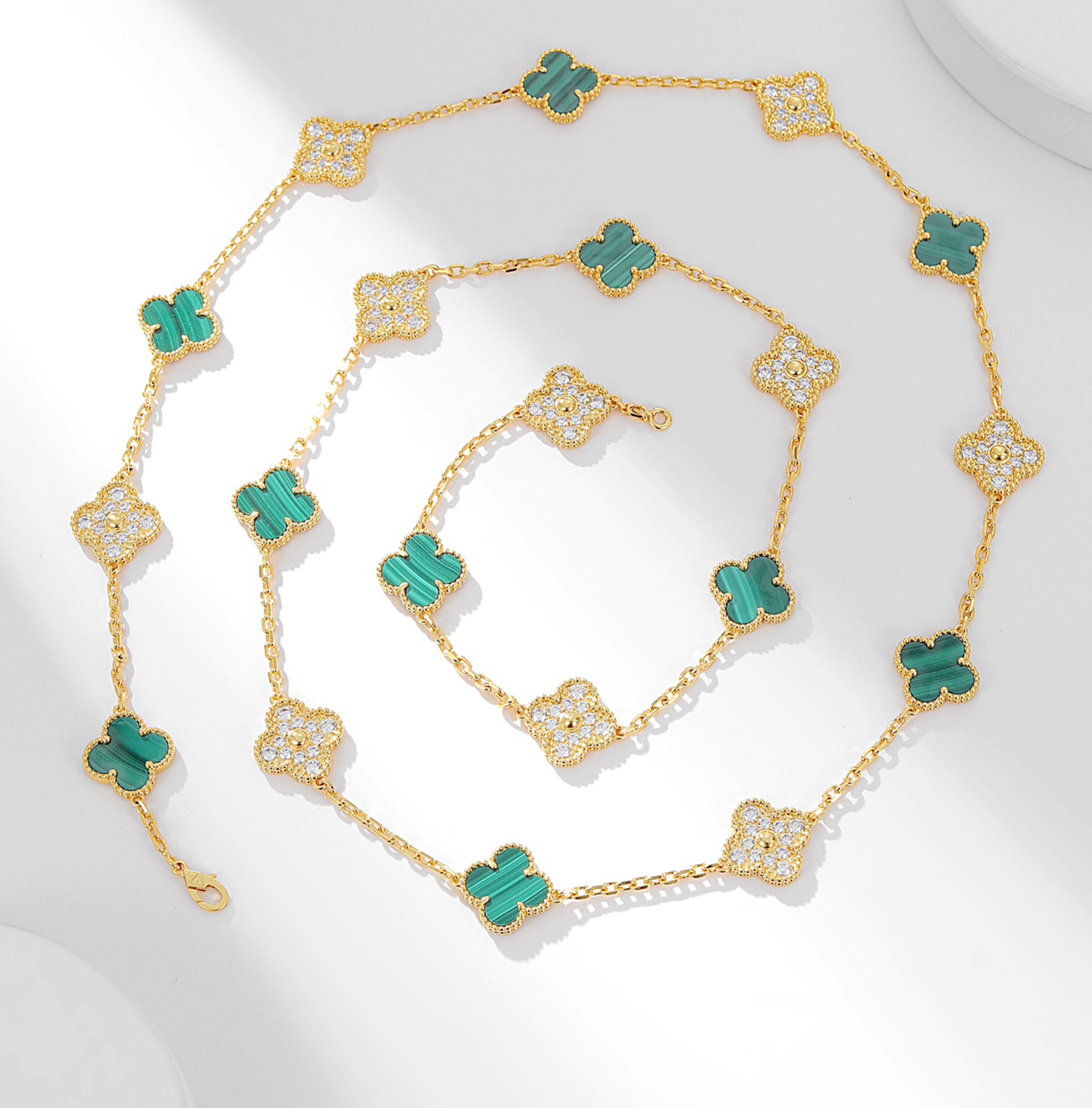 Van Cleef & Arpels Twenty Flowers Drilled Malachite Gold Necklace - SUPER-MIRROR